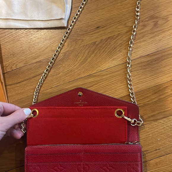 Louis Vuitton Red Monogram Empreinte Leather Wallet- authentic good condition - Picture 10 of 10